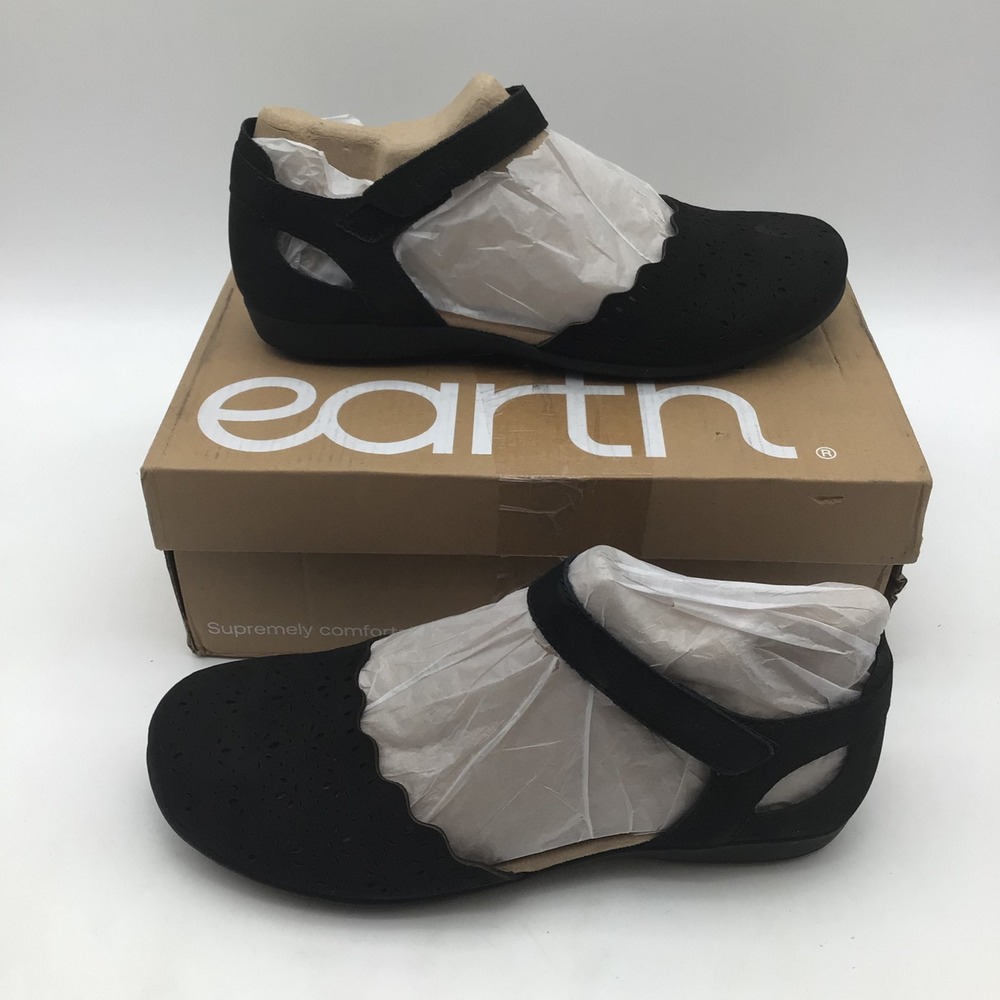 Earth Betti Black Scalloped Mary Jane Flats Laser Cut Shoes Size 10M ETBETTI New
